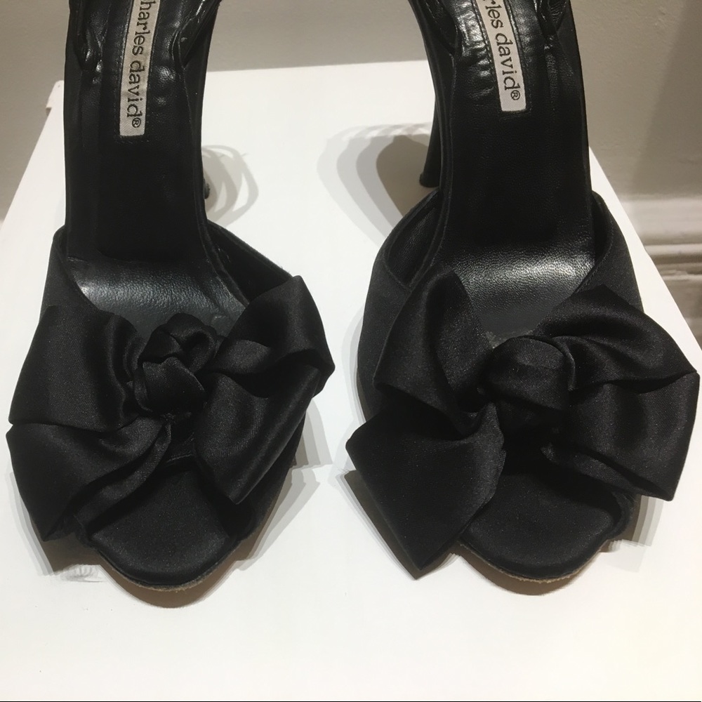 CHARLES DAVID SLINGBACK HEELS!!!